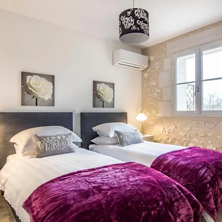 Sleeps 6 Pool Air Con Wifi